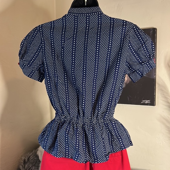 Rockabilly top with heart buttons. Blue/white size medium with stretch. - Picture 7 of 14